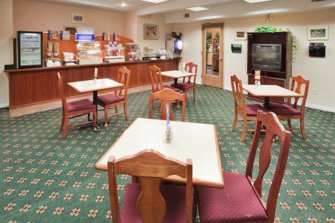 Holiday Inn Express And Suites Schoharie ร้านอาหาร รูปภาพ